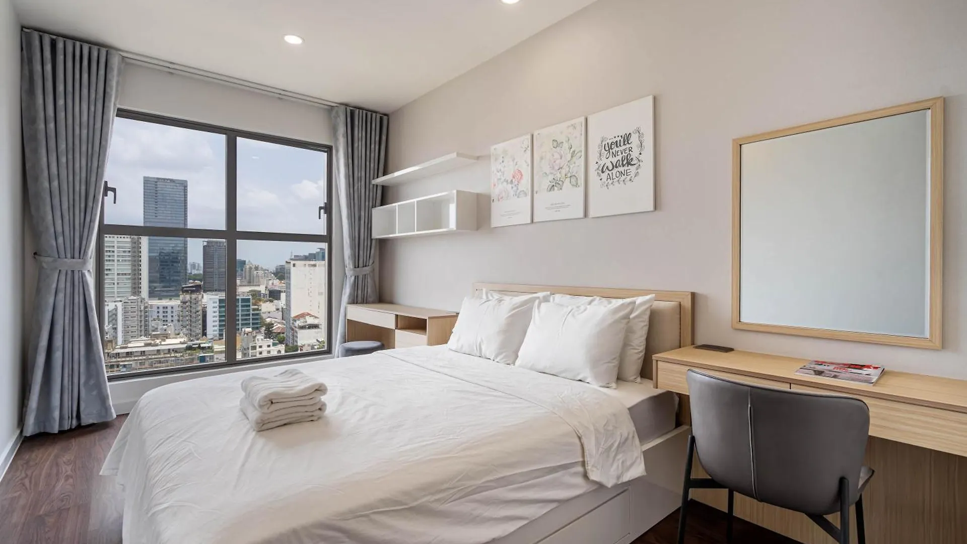 Melody Apartment - Saigon Royal Building Ho Chi Minh City